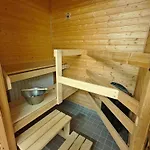 Fox Hostal